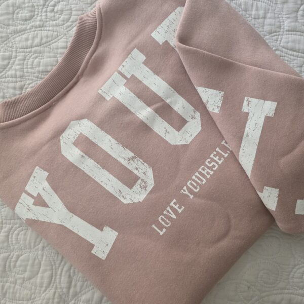 The Quiet Confidence Pullover