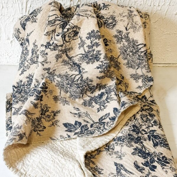 Wrenhaven Toile Throw
