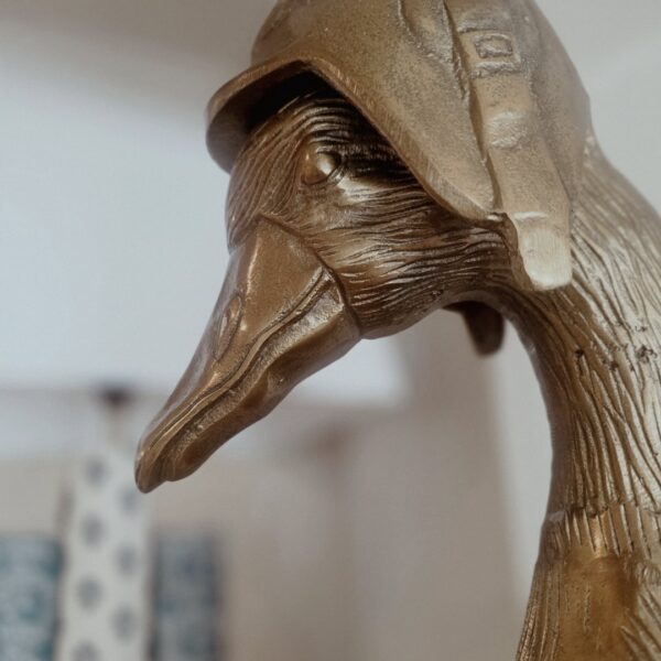 Charlie - Quiet Traveler Wall Mount